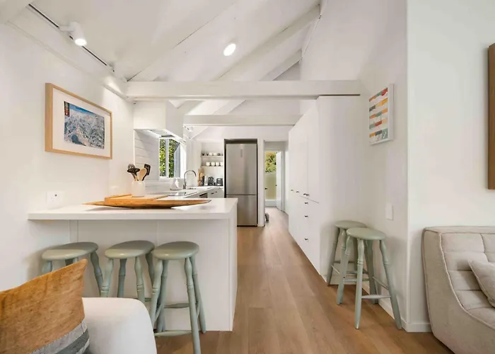 Hébergement de vacances And Mountain Views - 2 Living Areas - Sleeps 8