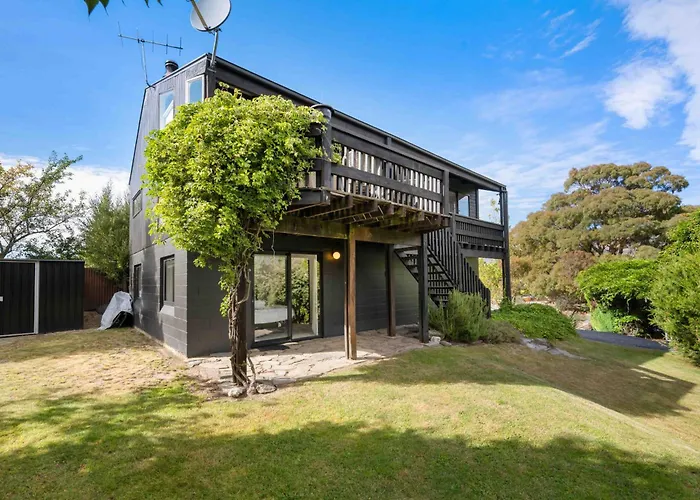 Hébergement de vacances And Mountain Views - 2 Living Areas - Sleeps 8
